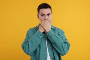 Opalescencia dental, qué es.